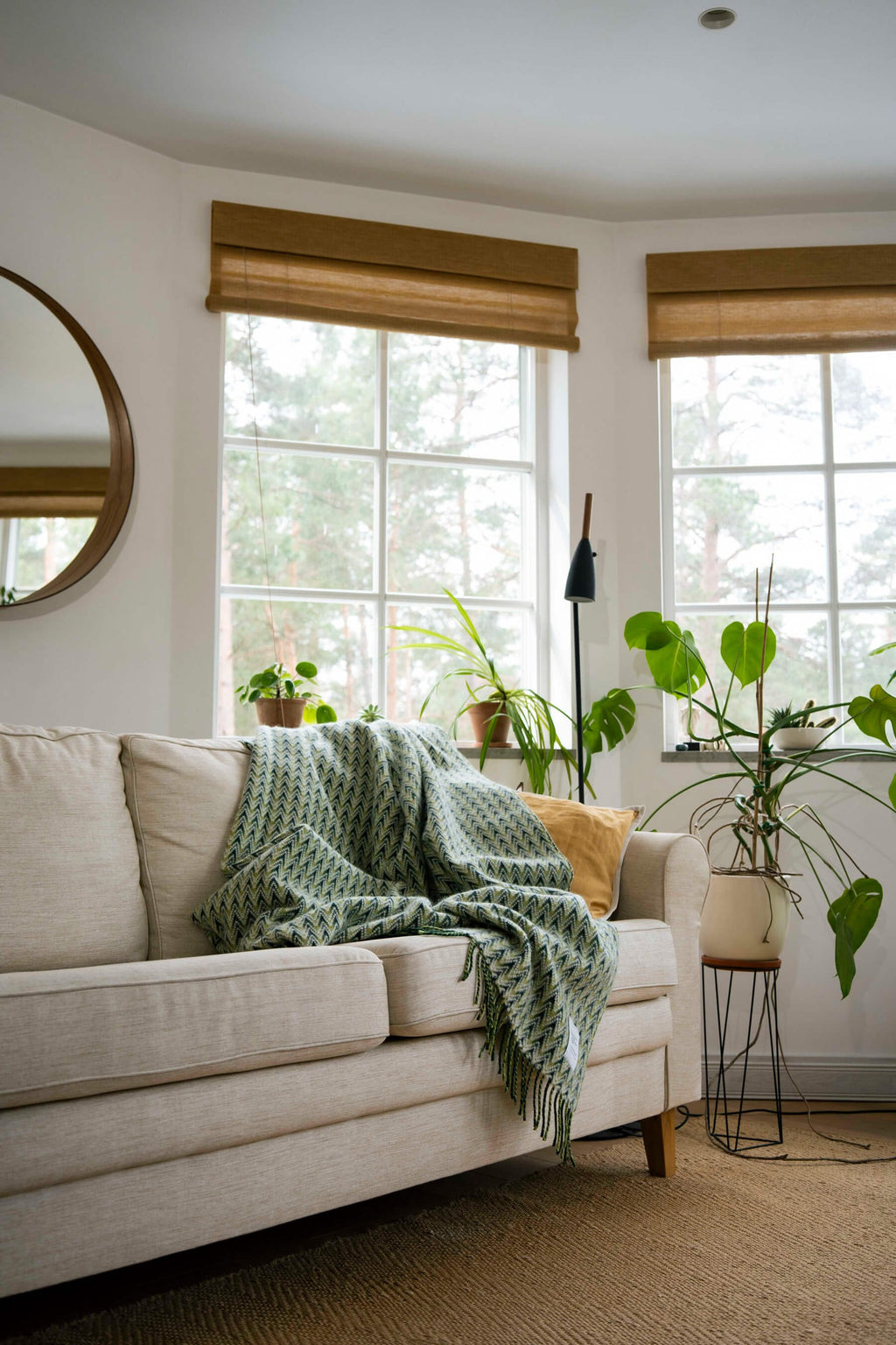 Amai wool throw