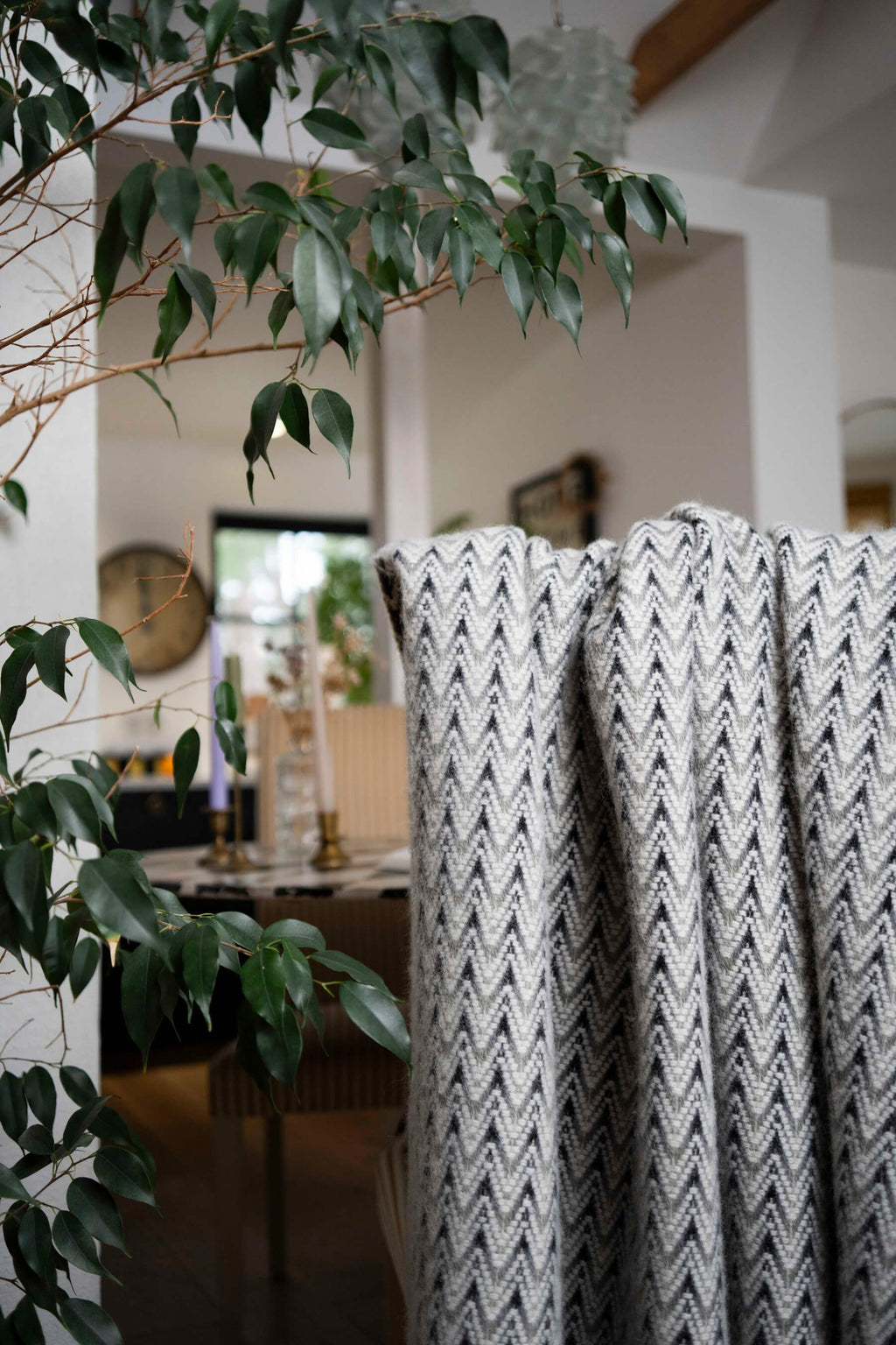 Amai wool throw