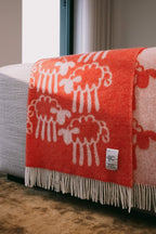 Friendsheep wool throw
