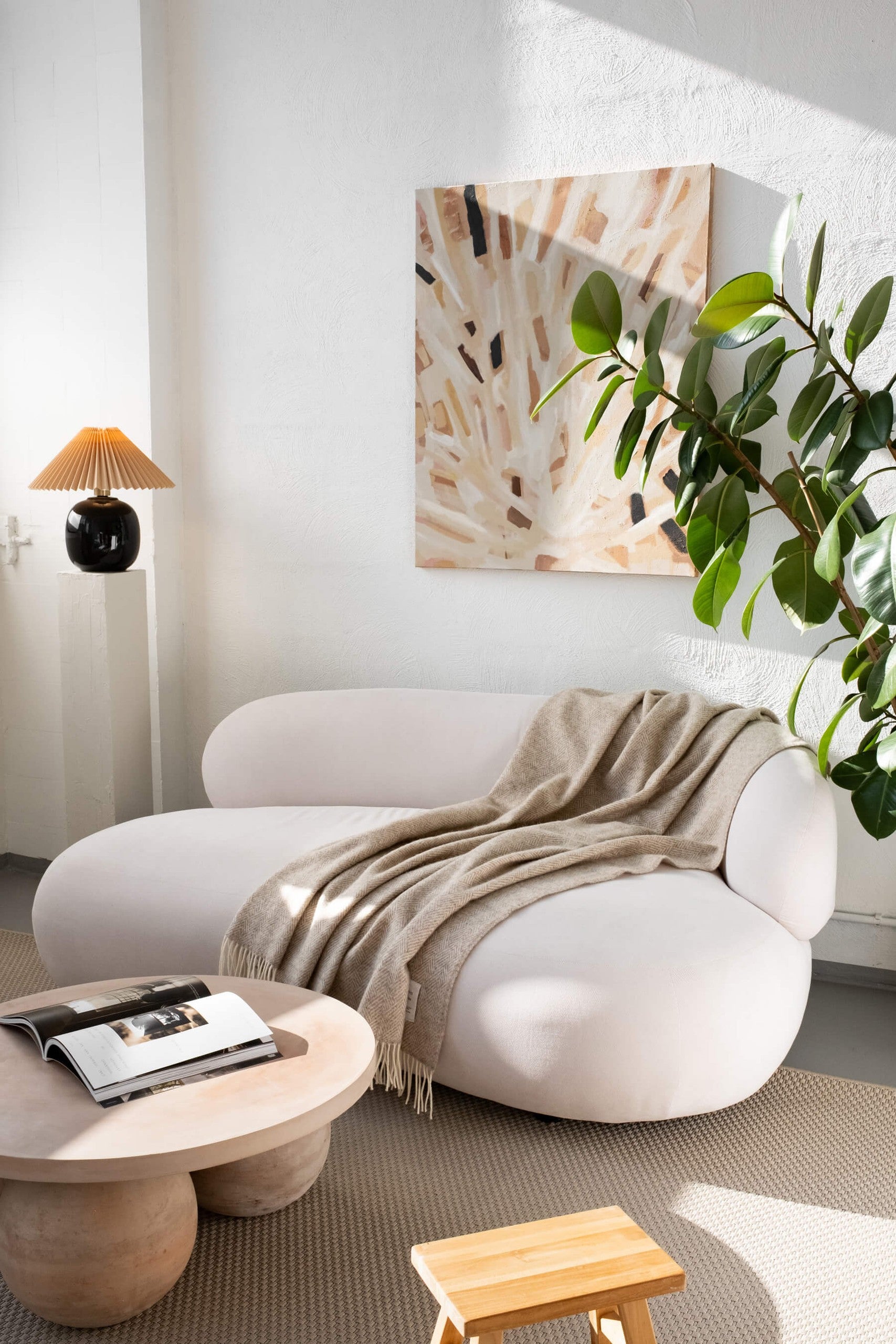 Hera wool throw