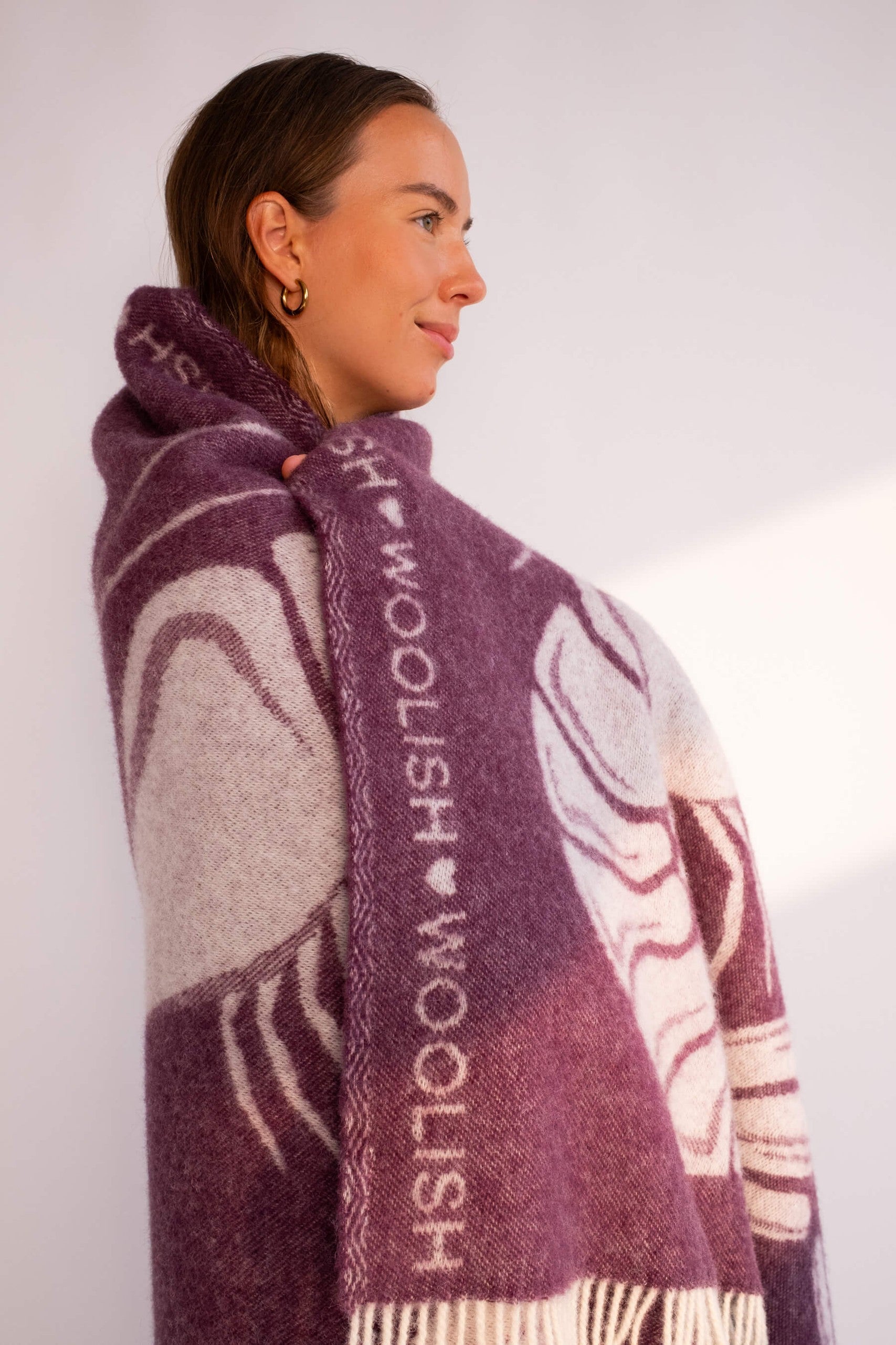 Shrimp love wool throw