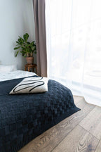 Square merino throw - Charcoal grey